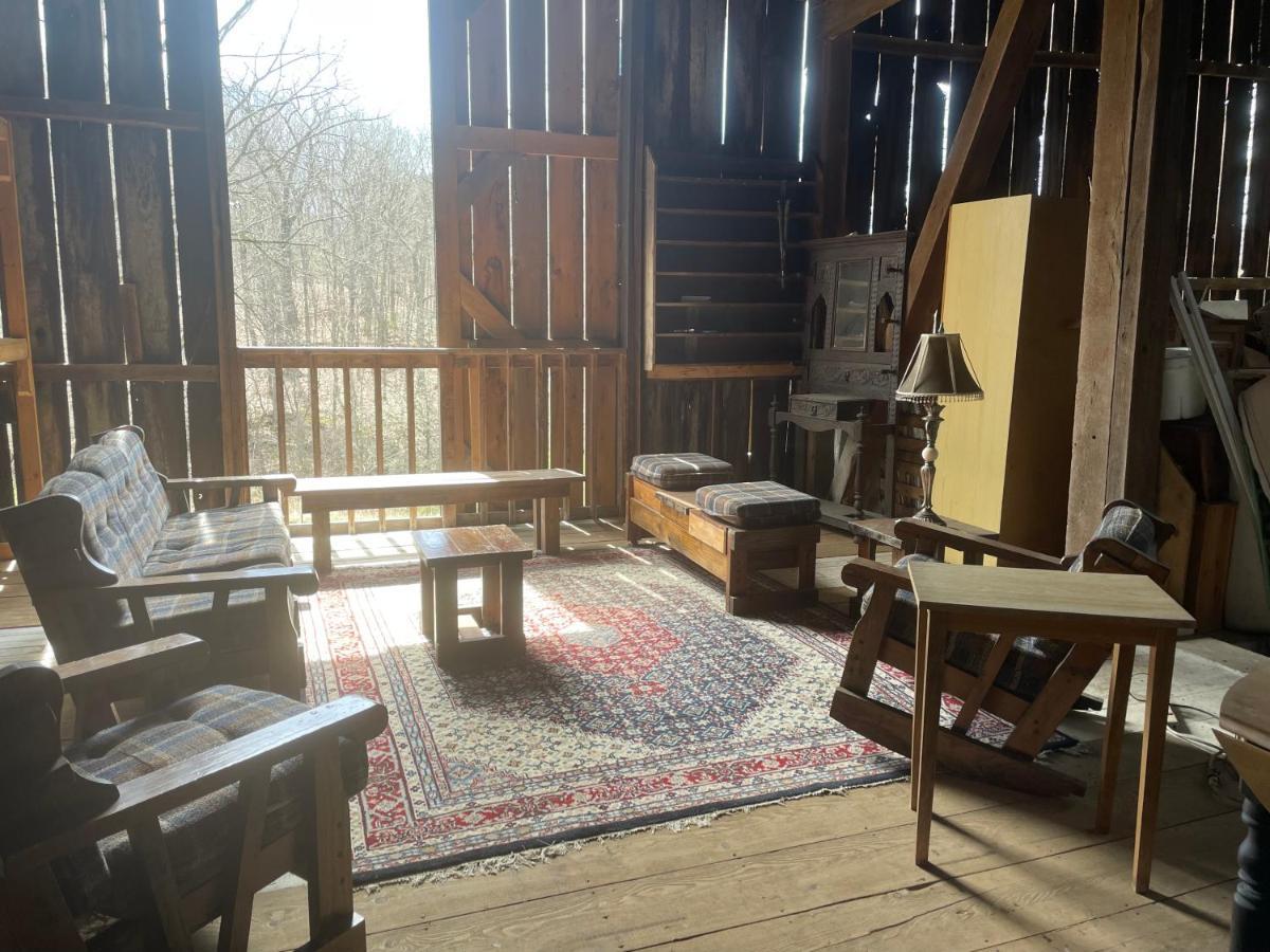 Holiday home The Barn At Viburnum Highlands Gibsonia